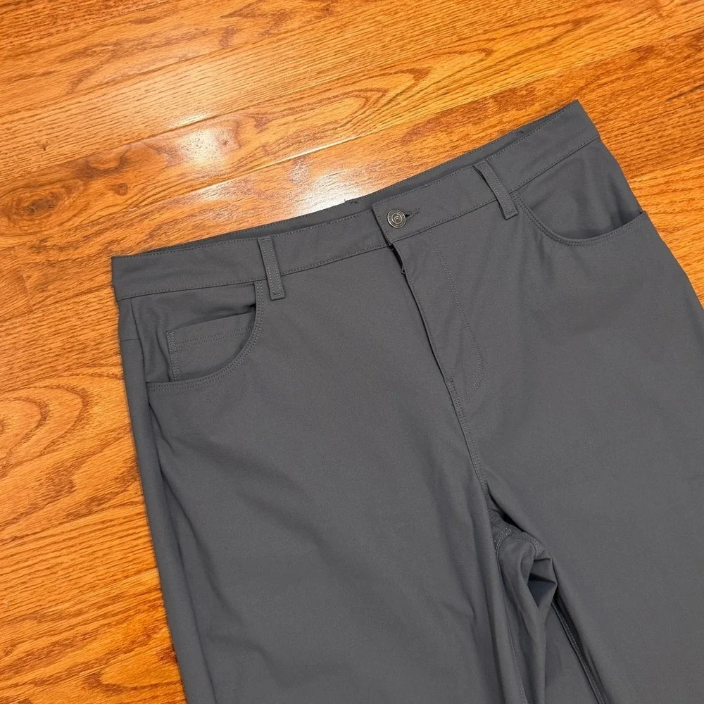 Fabletics The Only Pants Mens 34x32 Gray Golf Performance Commuter Chino Stretch